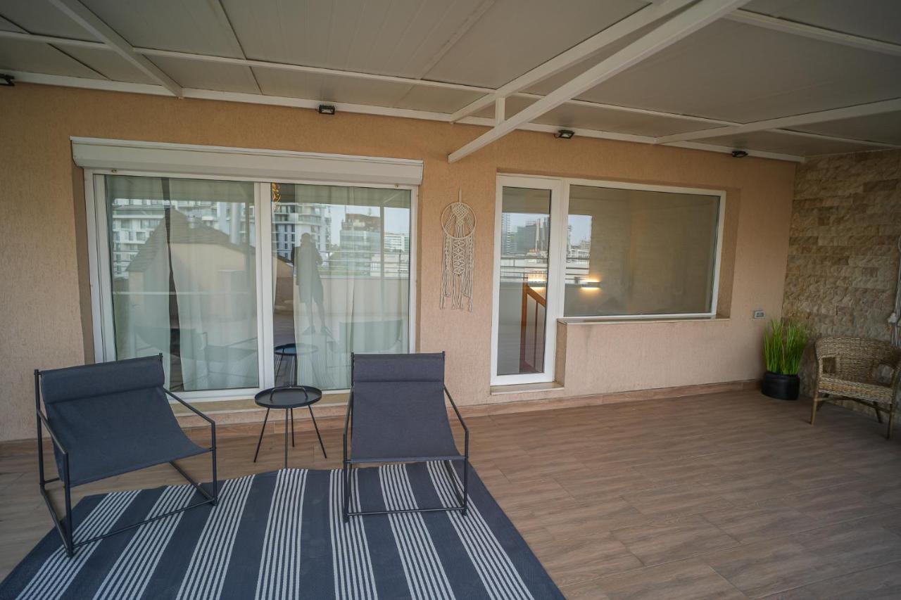 Penthouse With Huge Rooftop & Amazing City View Boekarest Buitenkant foto